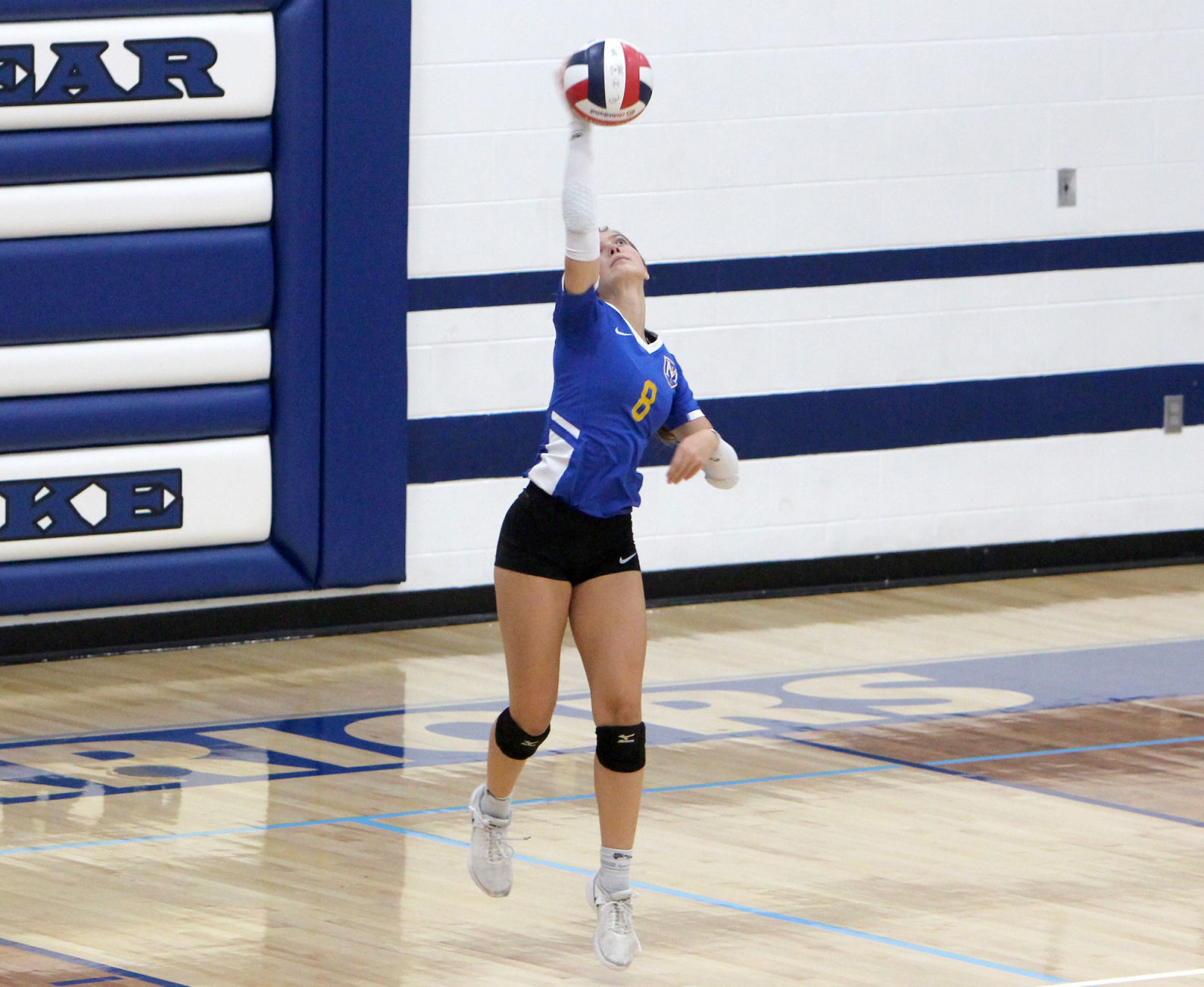 McDonell volleyball at Clear Lake 10-31-19